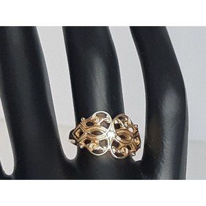 Vintage Signed Avon Gold Tone Filigree "Glistening Touch" Ring Size 7.75 US